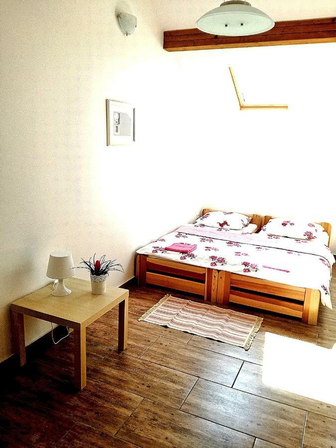Penzion A Vinarstvi Vavricek Brezi ภายนอก รูปภาพ